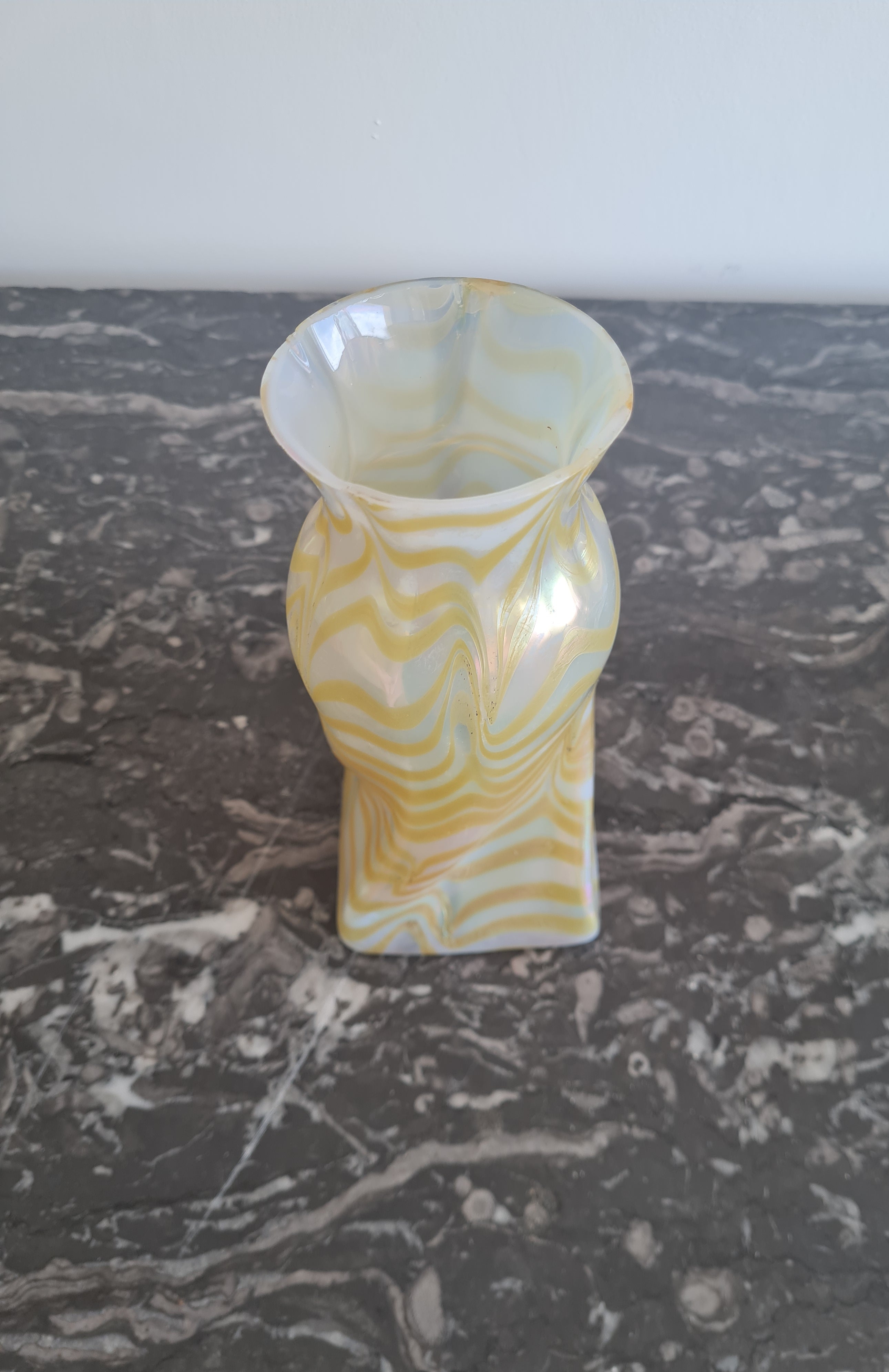 Johann Loetz Witwe Signed “Loetz Austria” – Phaenomen Genre 6893 “Candia” Iridescent Art Nouveau Vase – Bohemia, c. 1898–1902