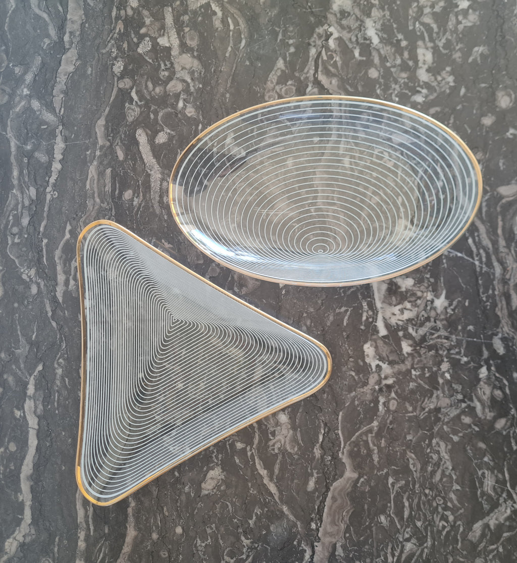 Carlo Scarpa for Venini – Pair of “A Fili e a Fasce” Glass Dishes (Triangular & Oval) – Murano, c. 1942