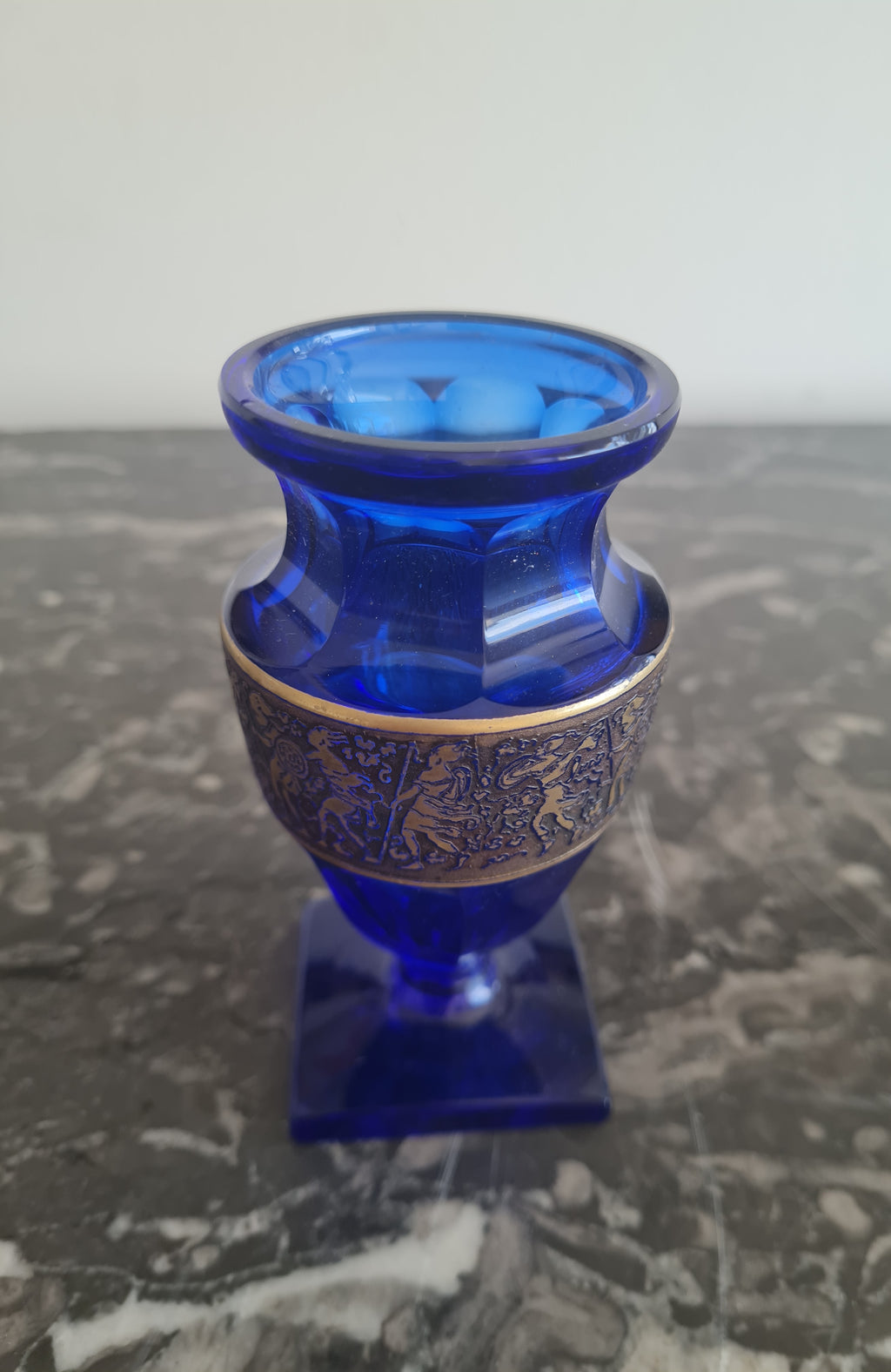 Ludwig Moser & Sons – Pair of Cobalt “Saphir” Glass Pieces with Acid-Etched Gilt Classical Frieze – Karlsbad (Karlovy Vary), Czechoslovakia, c. 1920s