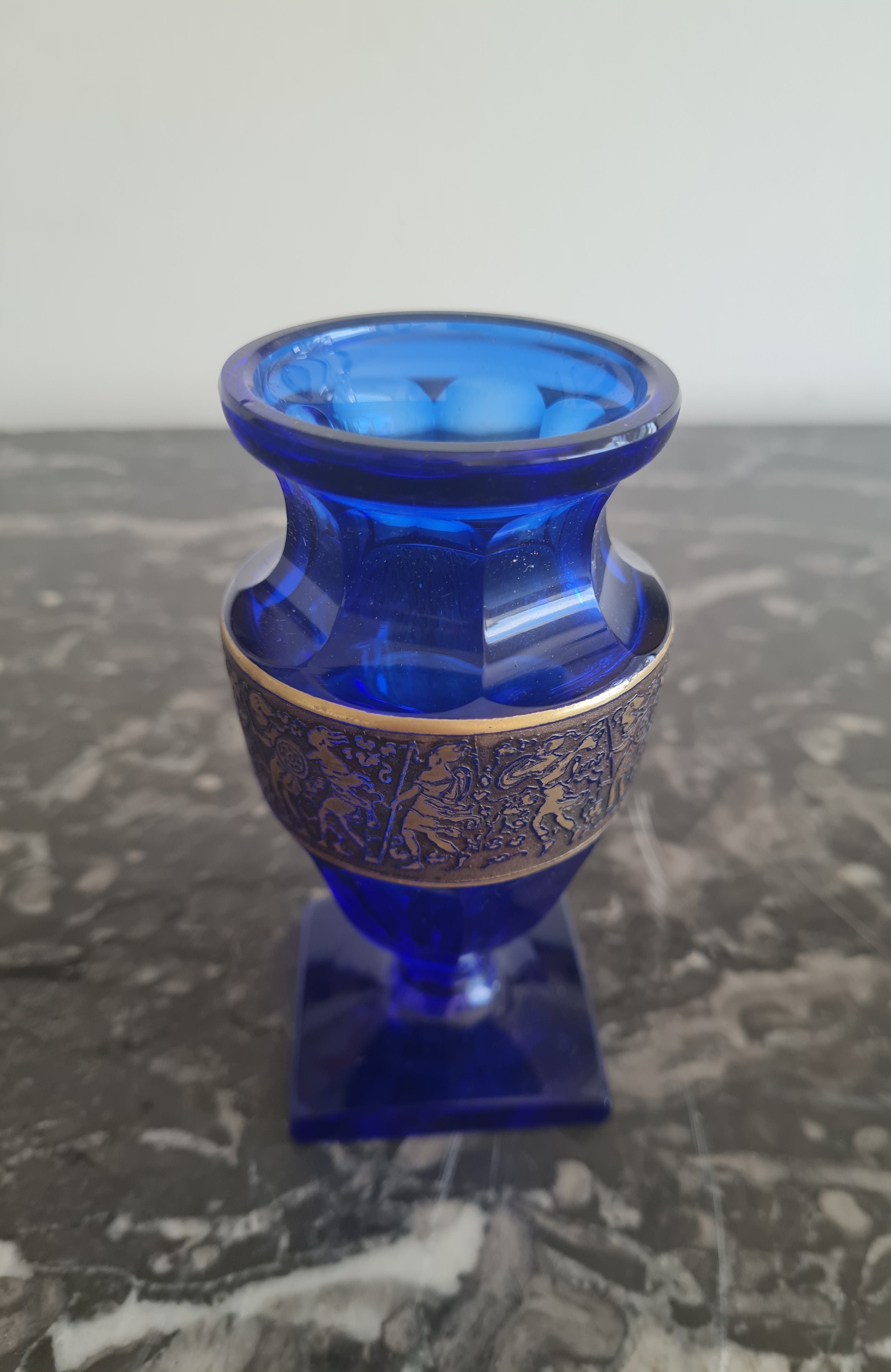 Ludwig Moser & Sons – Pair of Cobalt “Saphir” Glass Pieces with Acid-Etched Gilt Classical Frieze – Karlsbad (Karlovy Vary), Czechoslovakia, c. 1920s