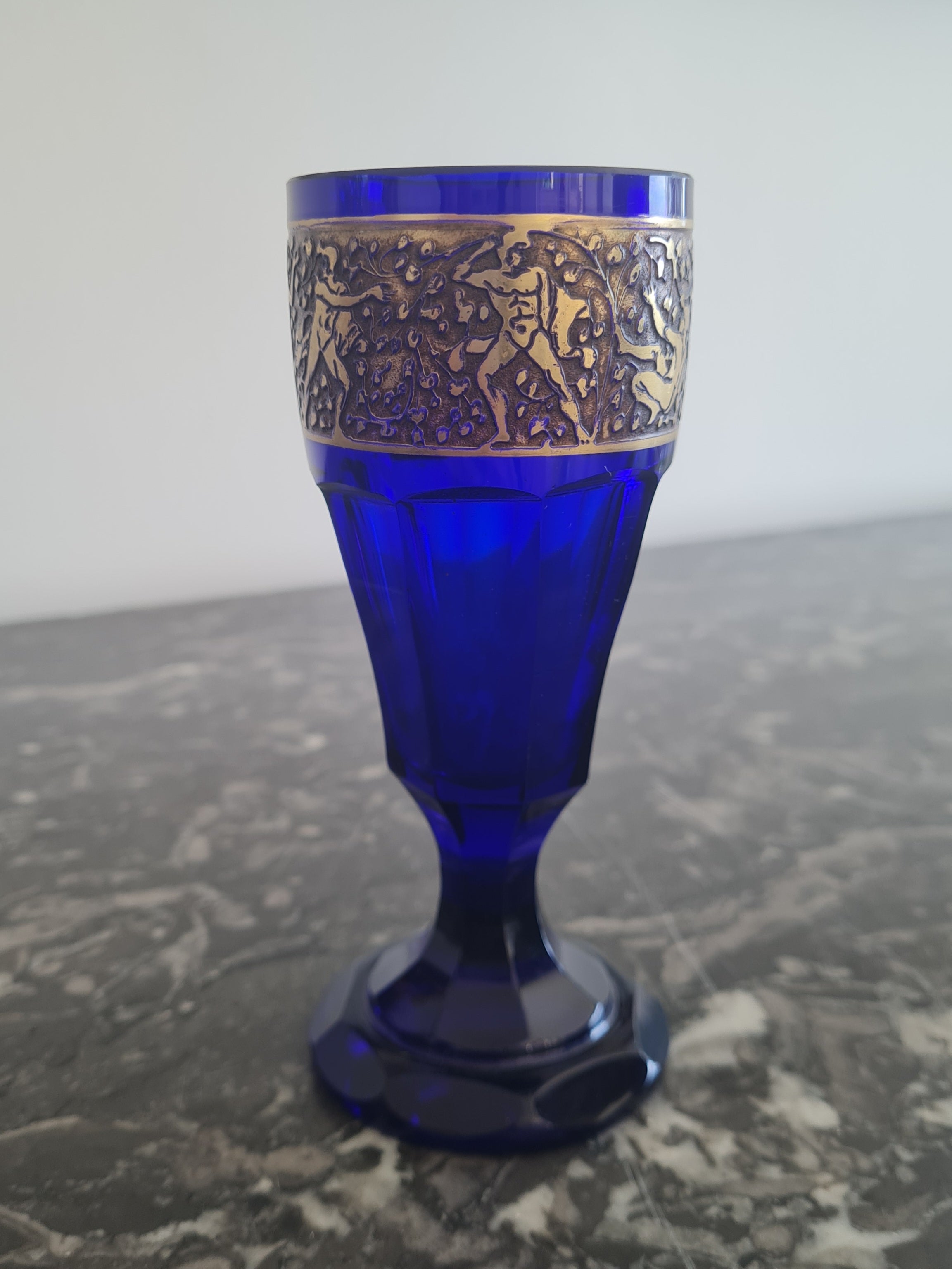 Ludwig Moser & Sons – Pair of Cobalt “Saphir” Glass Pieces with Acid-Etched Gilt Classical Frieze – Karlsbad (Karlovy Vary), Czechoslovakia, c. 1920s