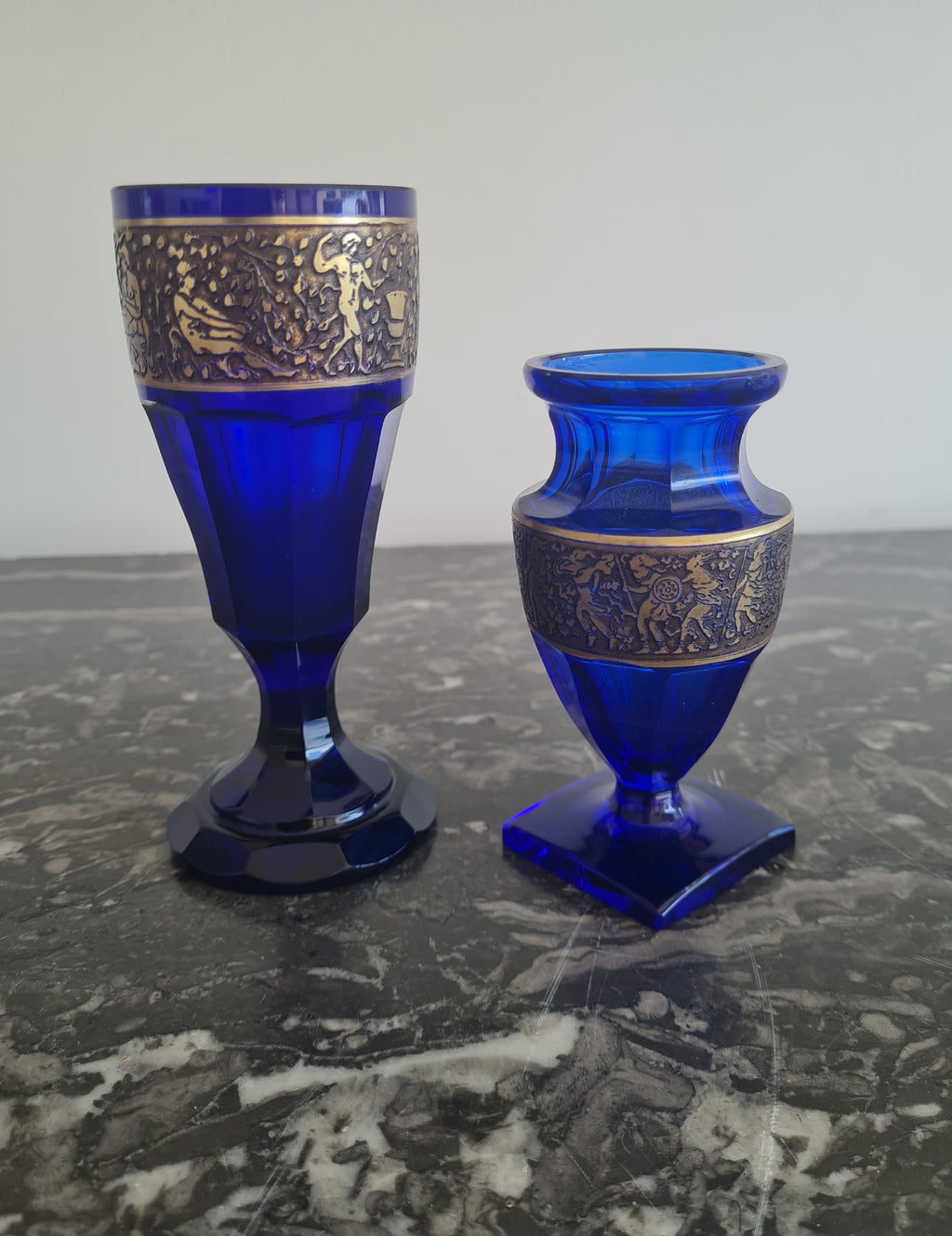 Ludwig Moser & Sons – Pair of Cobalt “Saphir” Glass Pieces with Acid-Etched Gilt Classical Frieze – Karlsbad (Karlovy Vary), Czechoslovakia, c. 1920s